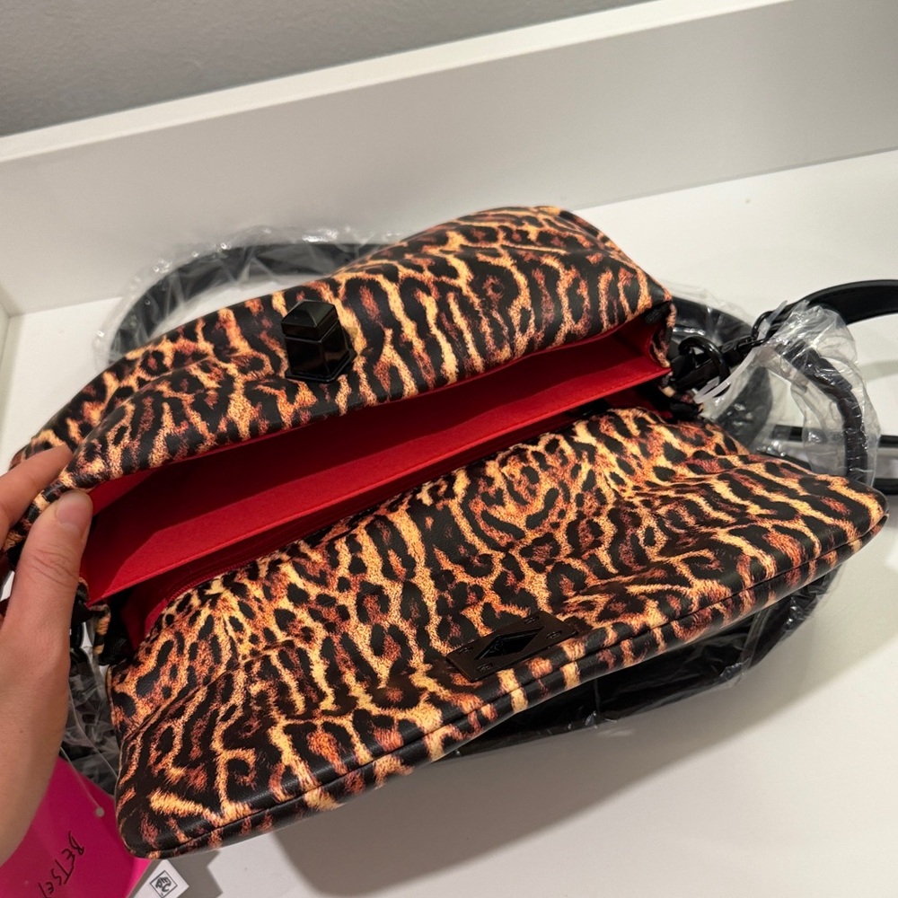 Betsey Johnson Soft Leopard Print Shoulder Bag, NWT - Picture 14 of 16